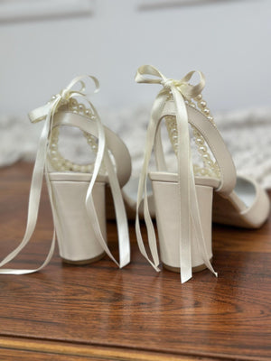 Ankle Bridal Shoes/ Handmade ivory Shoes