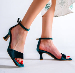 GREEN VELVET ANKLE STRAPS LOW ONE BAND HEELS