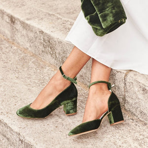 GREEN VELVET HEELS